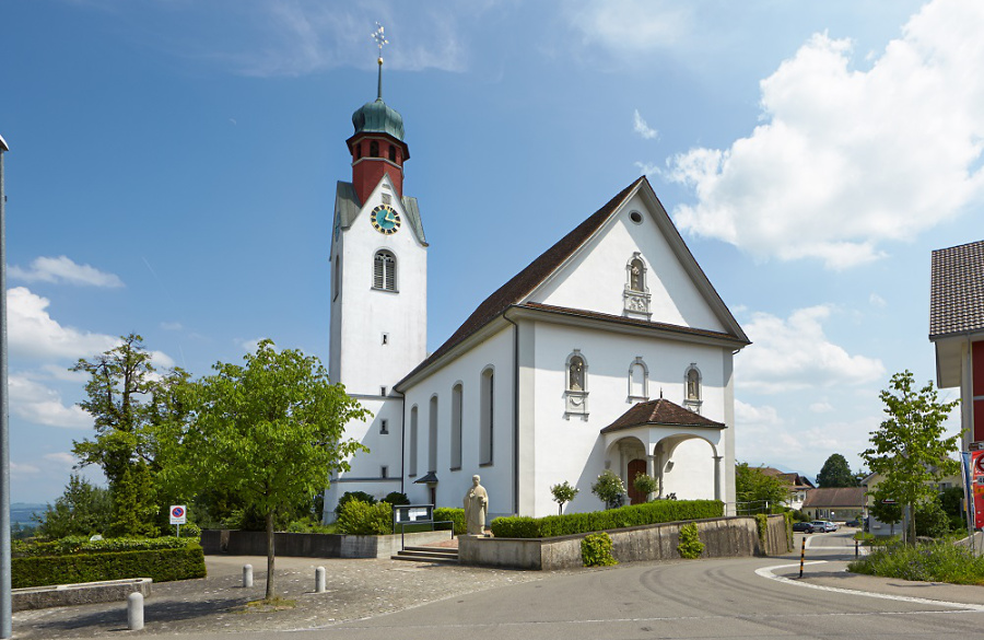 Pfarr- und Wallfahrtskirche St. Burkard